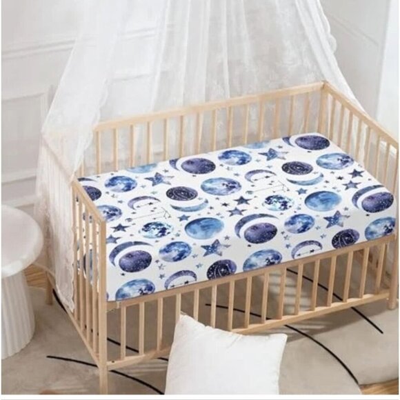 Set Of 2 Moon and Chevron Pattern Crib Sheets Set -New - Picture 2 of 3